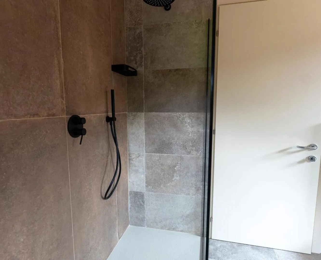 4 Elementi Relais B&B Lonato Del Garda Panzió